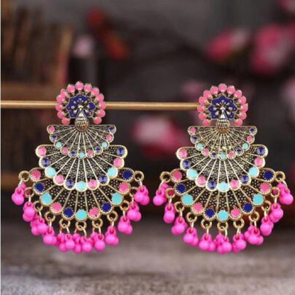 SHEIN Vibrant Pink and Gold Fan Earrings